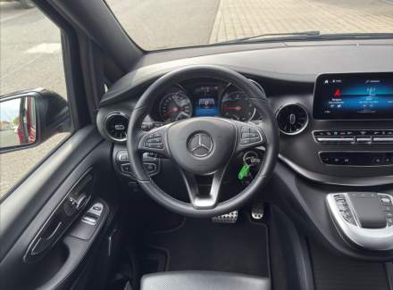 Mercedes-Benz - V-class