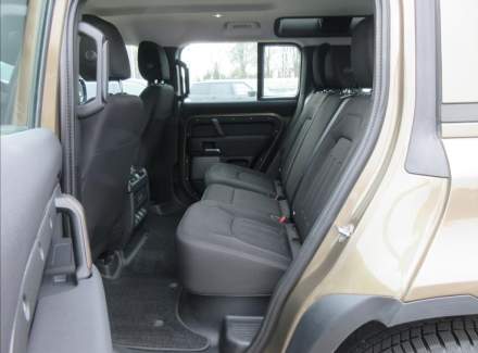 Land Rover - Defender