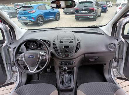 Ford - Tourneo Courier