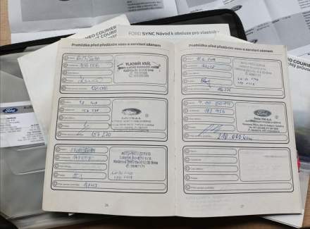 Ford - Tourneo Courier