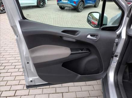 Ford - Tourneo Courier