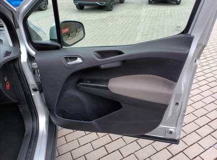 Ford - Tourneo Courier