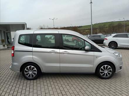 Ford - Tourneo Courier