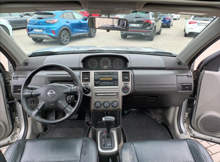 Nissan - X-Trail