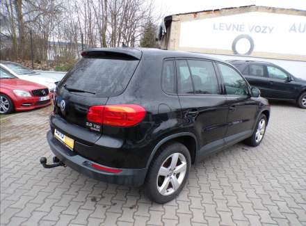 Volkswagen - Tiguan
