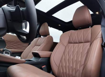 Mitsubishi - Outlander