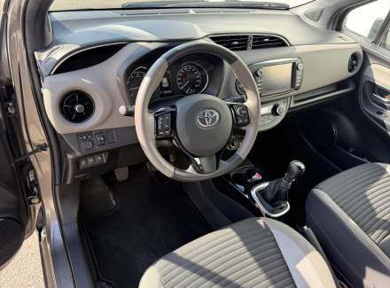 Toyota - Yaris