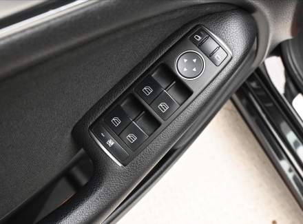 Mercedes-Benz - B-class