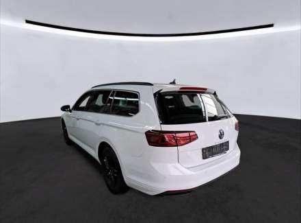 Volkswagen - Passat