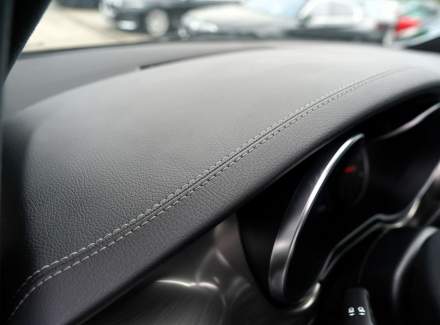 Mercedes-Benz - V-class