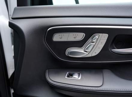 Mercedes-Benz - V-class