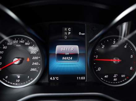 Mercedes-Benz - V-class