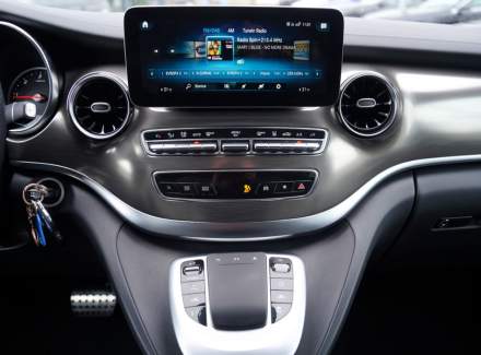 Mercedes-Benz - V-class