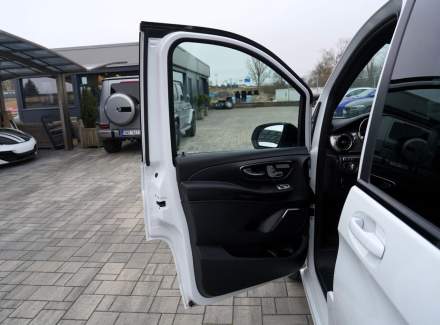 Mercedes-Benz - V-class