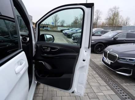 Mercedes-Benz - V-class