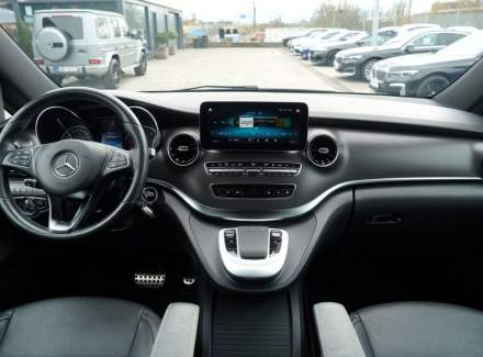 Mercedes-Benz - V-class