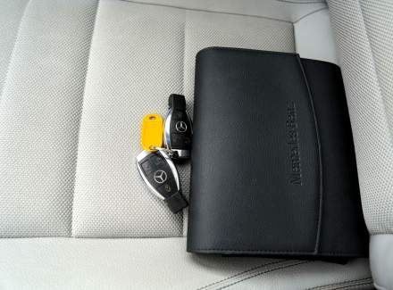 Mercedes-Benz - E-class