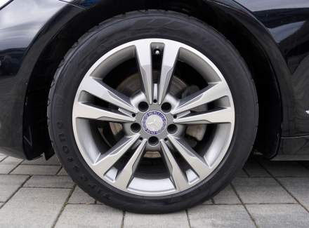 Mercedes-Benz - E-class