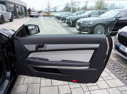 Mercedes-Benz - E-class