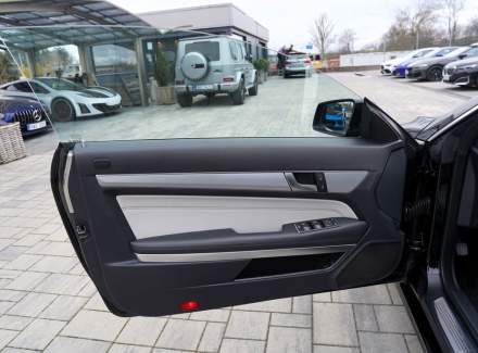 Mercedes-Benz - E-class