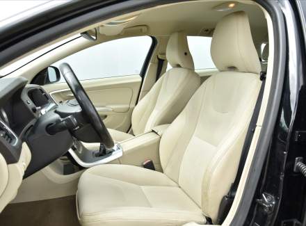 Volvo - V60