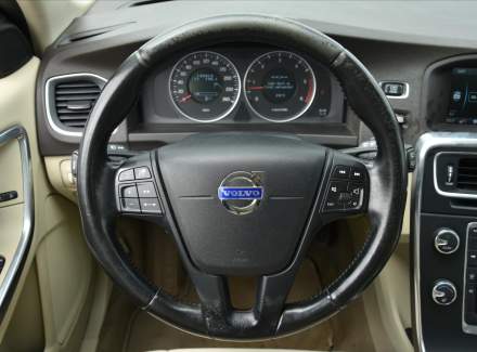 Volvo - V60