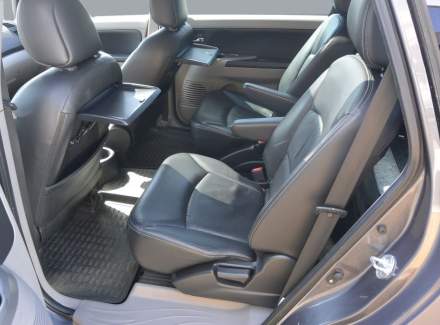 Mitsubishi - Grandis