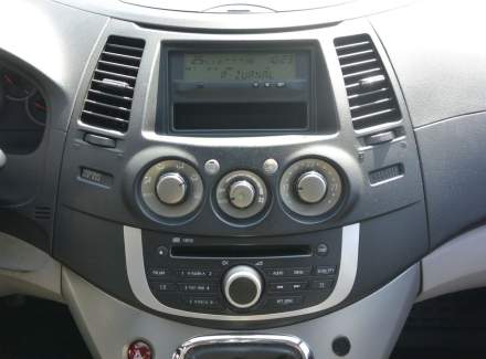 Mitsubishi - Grandis