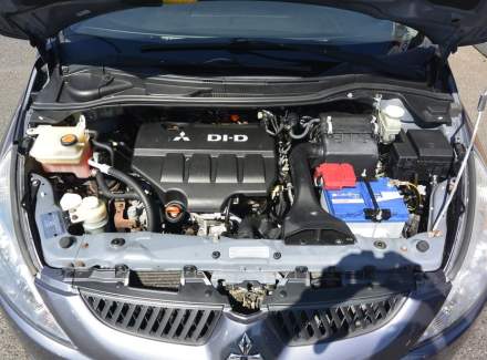 Mitsubishi - Grandis