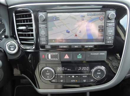 Mitsubishi - Outlander