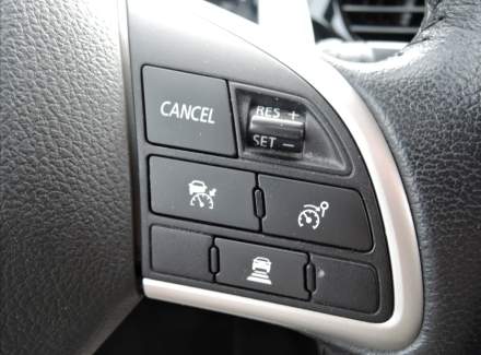 Mitsubishi - Outlander