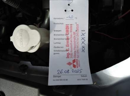 Mitsubishi - Outlander