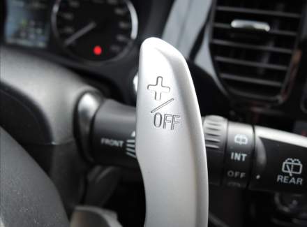 Mitsubishi - Outlander