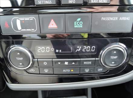 Mitsubishi - Outlander