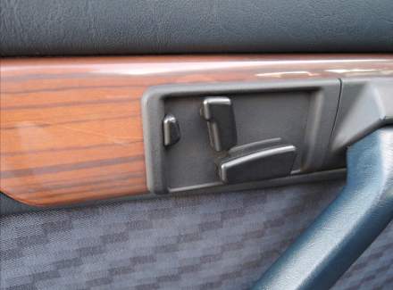 Mercedes-Benz - S-class