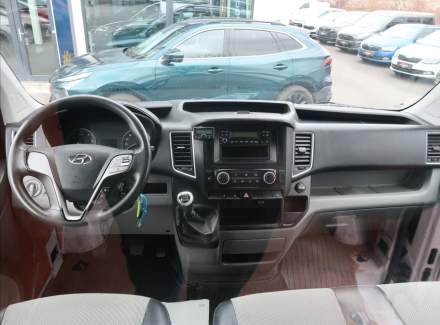 Hyundai - H 350