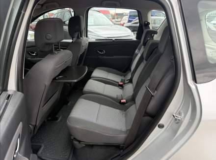 Renault - Scenic