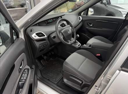 Renault - Scenic