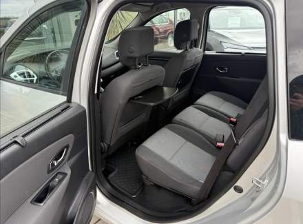 Renault - Scenic