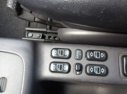 Mercedes-Benz - A-class