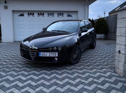 Alfa Romeo - 159