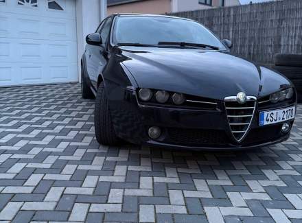 Alfa Romeo - 159