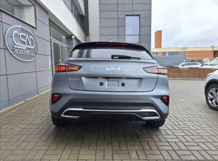 Kia - XCeed