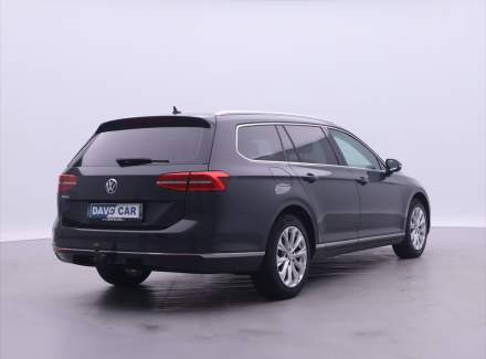 Volkswagen - Passat