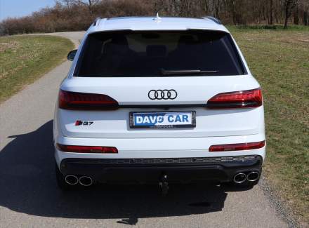 Audi - SQ7