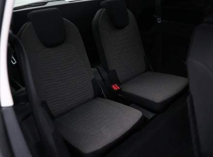 Citroën - C4