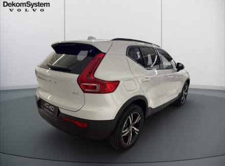 Volvo - XC40