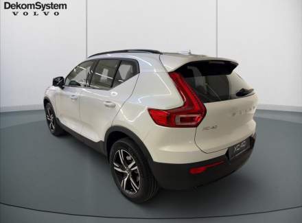 Volvo - XC40