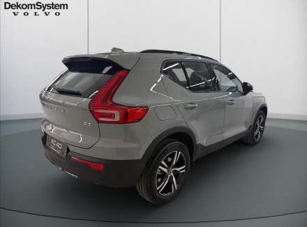 Volvo - XC40