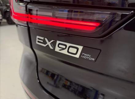 Volvo - EX90